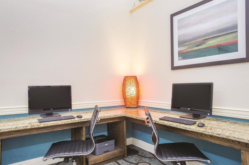 Comfort Inn & Suites Sarasota I75 Εξωτερικό φωτογραφία