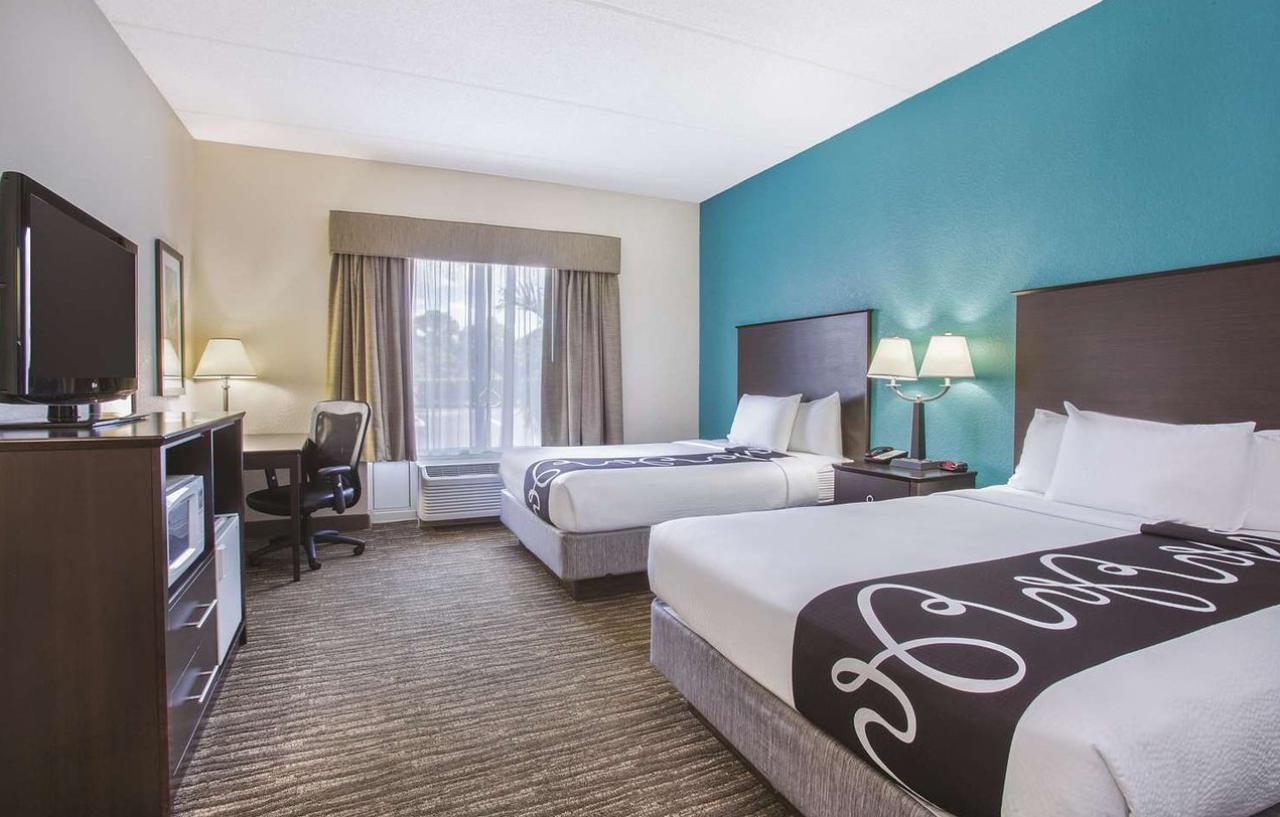 Comfort Inn & Suites Sarasota I75 Εξωτερικό φωτογραφία